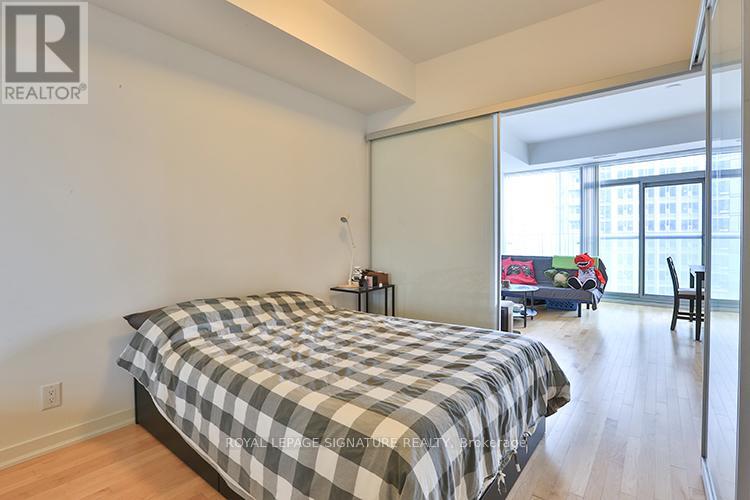 2504 - 14 York Street, Toronto, Ontario M5J 0B1 - Photo 7 - C13534146
