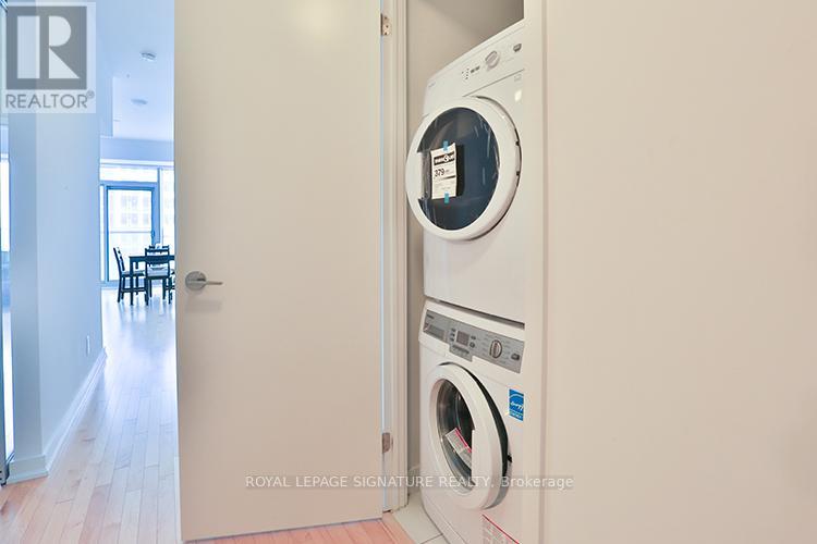 2504 - 14 York Street, Toronto, Ontario M5J 0B1 - Photo 8 - C13534146