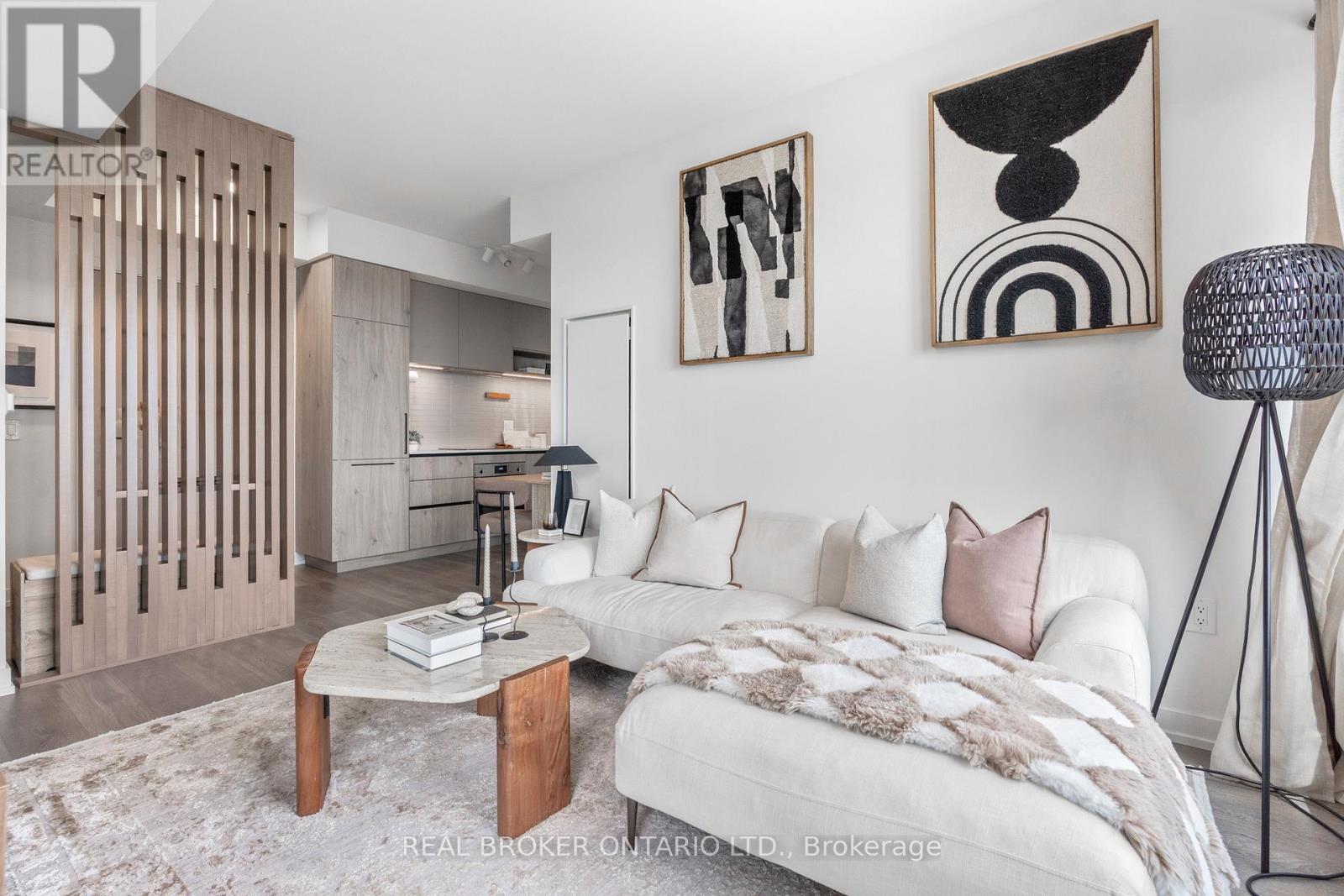 902 - 181 Sterling Road, Toronto, Ontario  M6R 2B2 - Photo 4 - C13534178