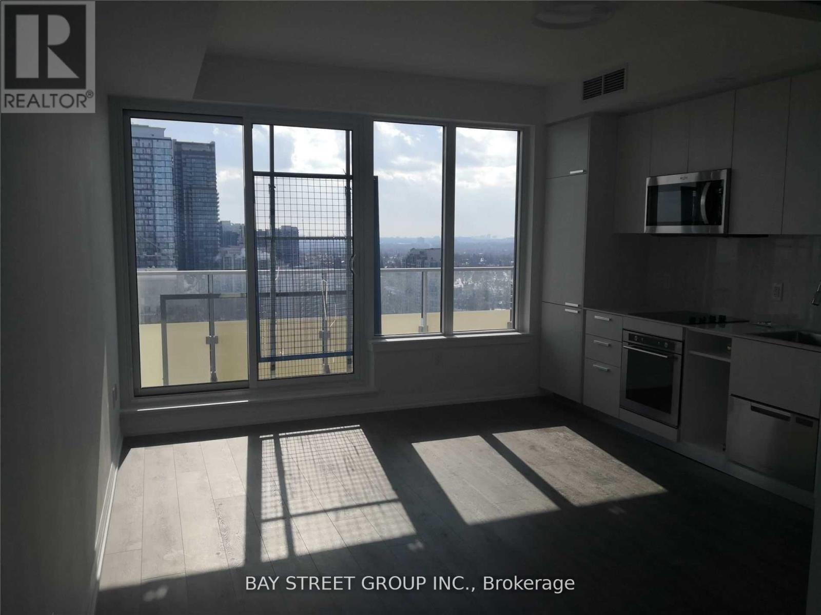 2605 - 75 Canterbury Place, Toronto, Ontario M2N 0L2 - Photo 2 - C13534182