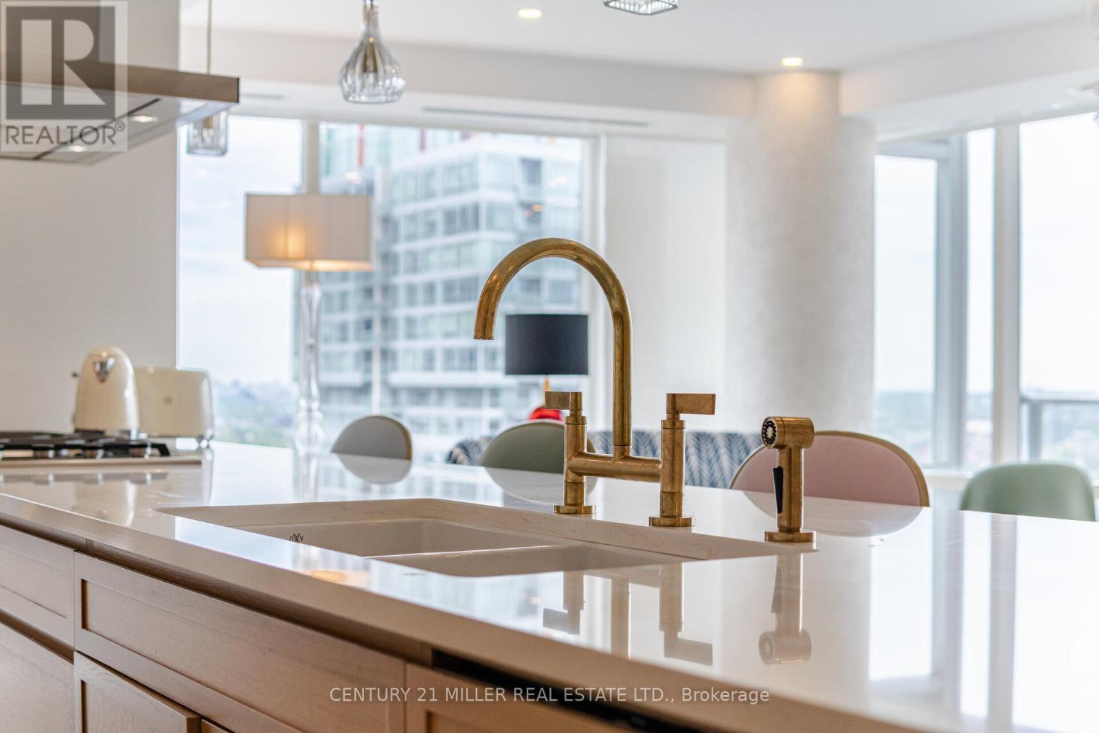 2705 - 180 University Avenue, Toronto, Ontario M5H 0A2 - Photo 16 - C13534218