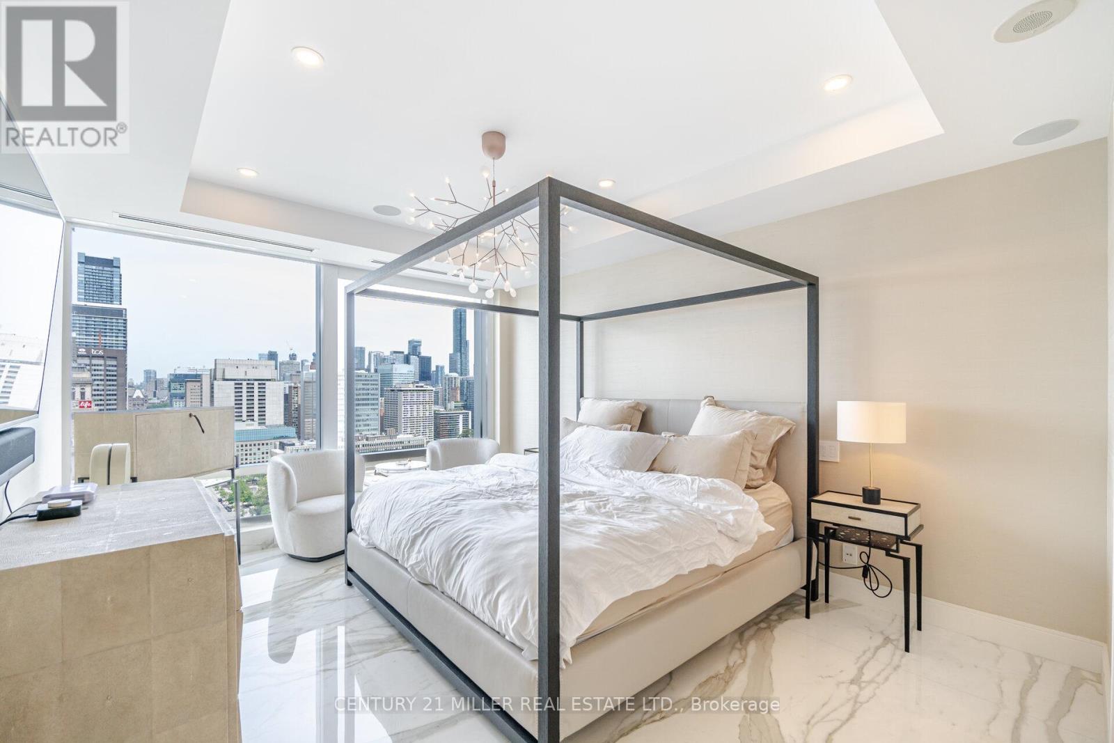 2705 - 180 University Avenue, Toronto, Ontario M5H 0A2 - Photo 32 - C13534218