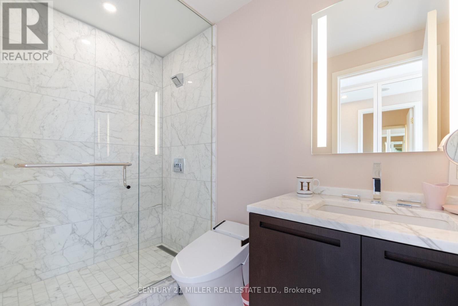 2705 - 180 University Avenue, Toronto, Ontario M5H 0A2 - Photo 42 - C13534218