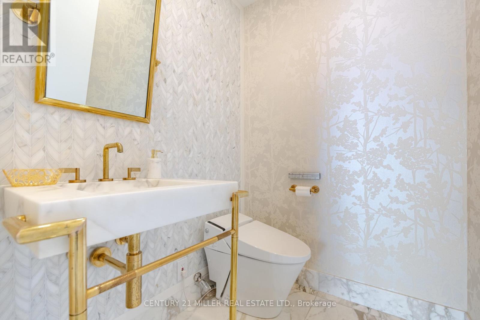 2705 - 180 University Avenue, Toronto, Ontario M5H 0A2 - Photo 44 - C13534218