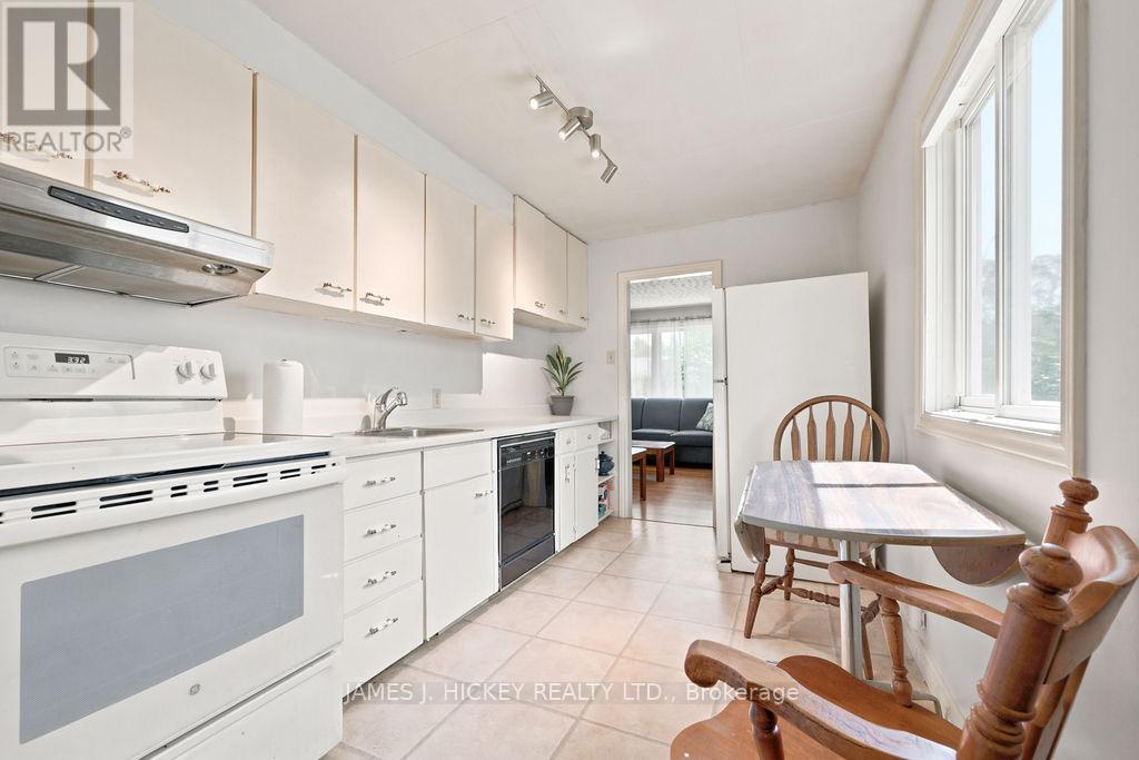 47 Wolfe Avenue, Deep River, Ontario  K0J 1P0 - Photo 3 - X13534084