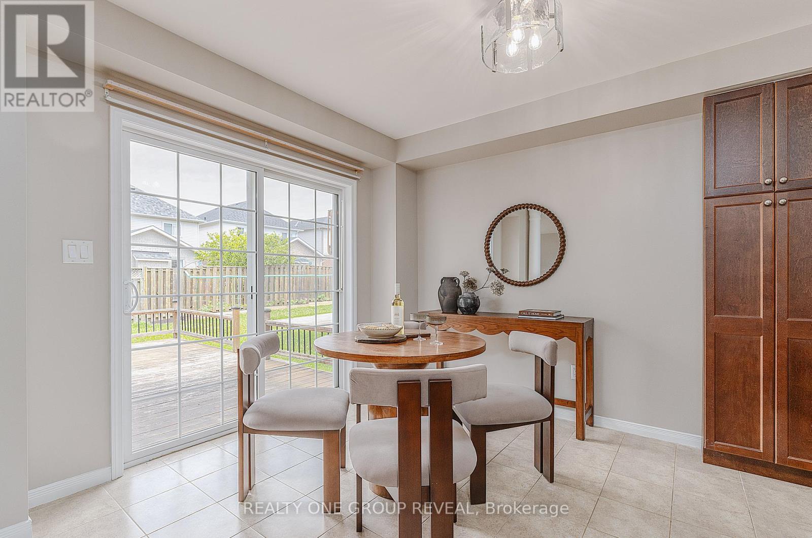 528 Luple Avenue, Oshawa, Ontario  L1K 0K9 - Photo 6 - E13533956