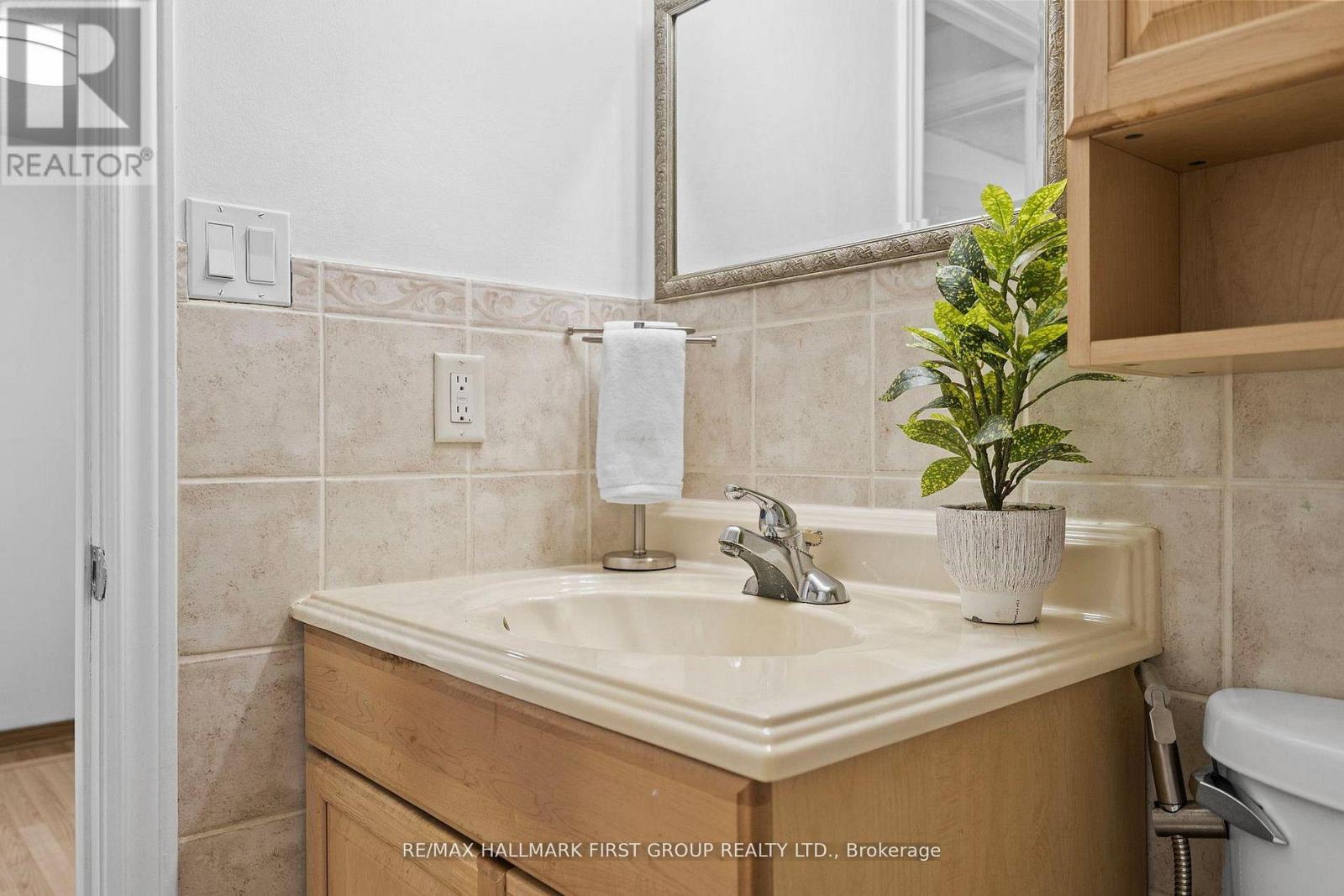 543 Dorchester Drive, Oshawa, Ontario  L1J 6L3 - Photo 21 - E13534002