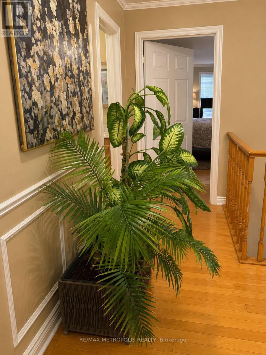 Main & Upper - 57 Midland Avenue, Toronto, Ontario M1N 3Z8 - Photo 27 - E13534032