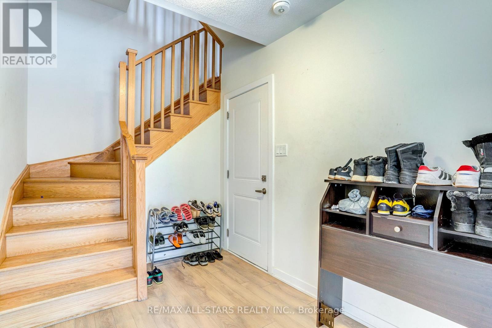 #904 - 1865 Pickering Parkway, Pickering, Ontario  L1V 0H2 - Photo 6 - E13534096