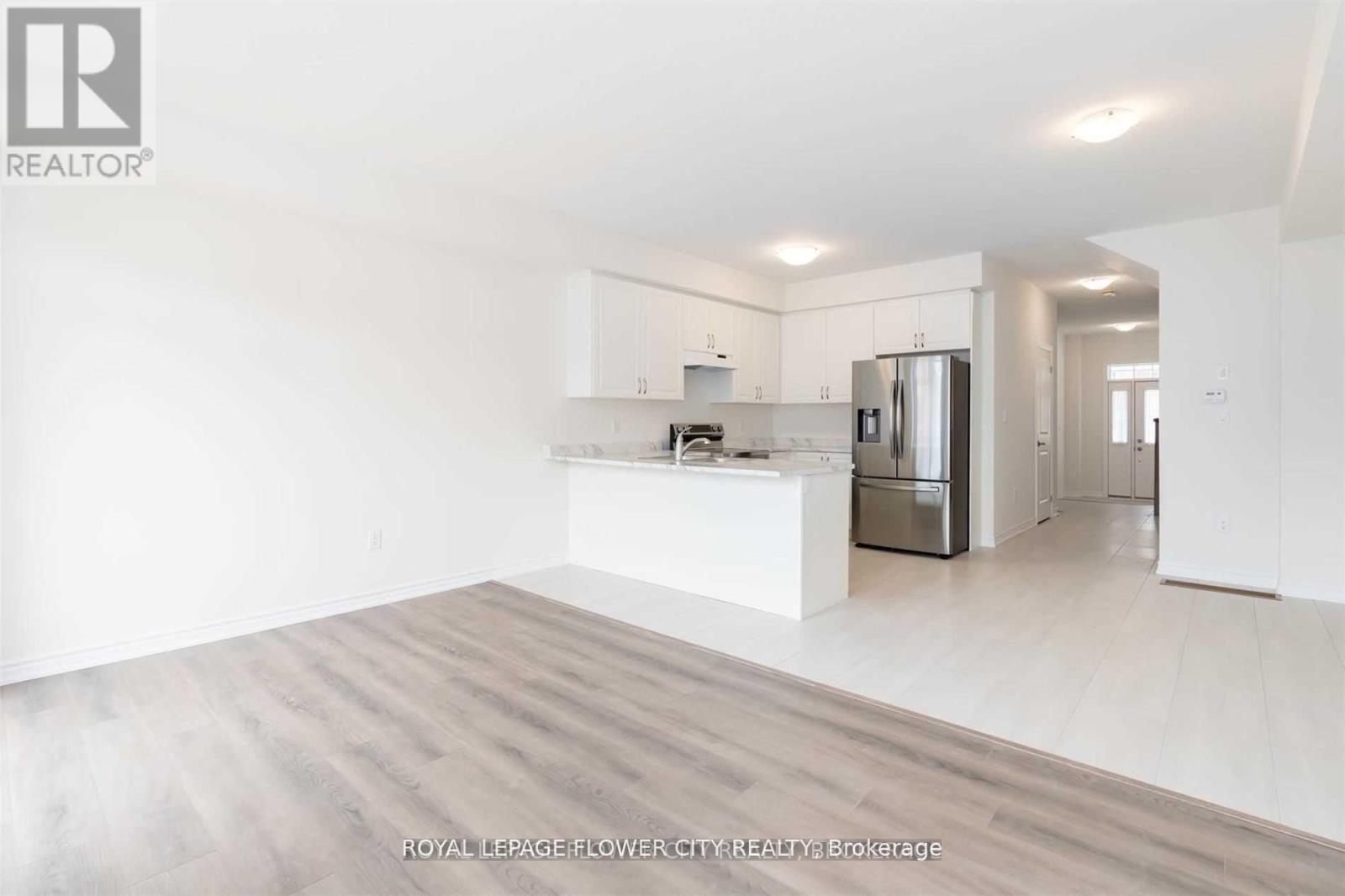 2282 Grainger Loop Crescent, Innisfil, Ontario  L9S 0M9 - Photo 12 - N13533968