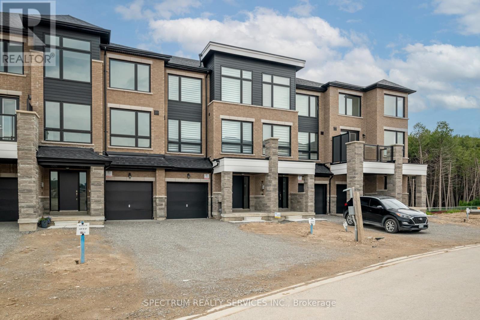 146 BLUE FOREST CRESCENT, Barrie, Ontario