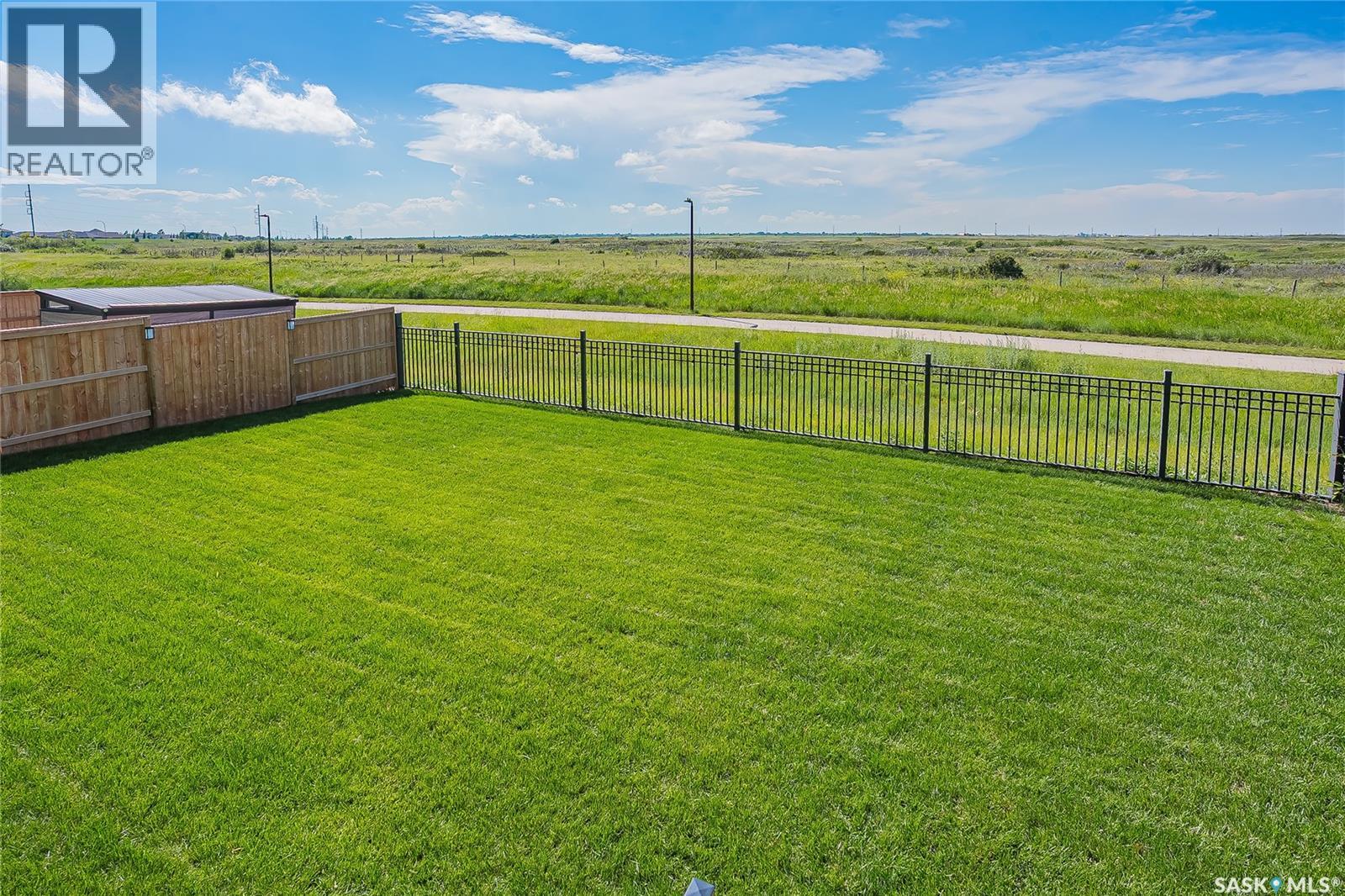 627 Fast Crescent, Saskatoon, Saskatchewan  S7W 0X1 - Photo 50 - SK041575