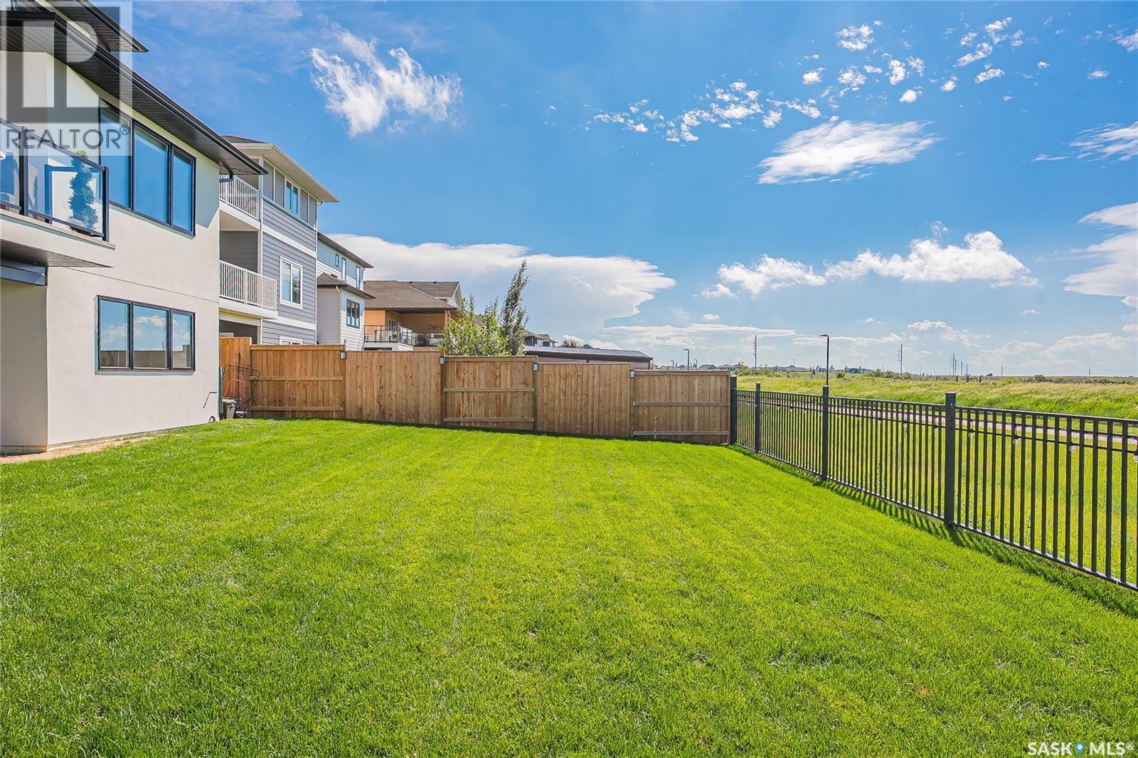 627 Fast Crescent, Saskatoon, Saskatchewan  S7W 0X1 - Photo 51 - SK041575