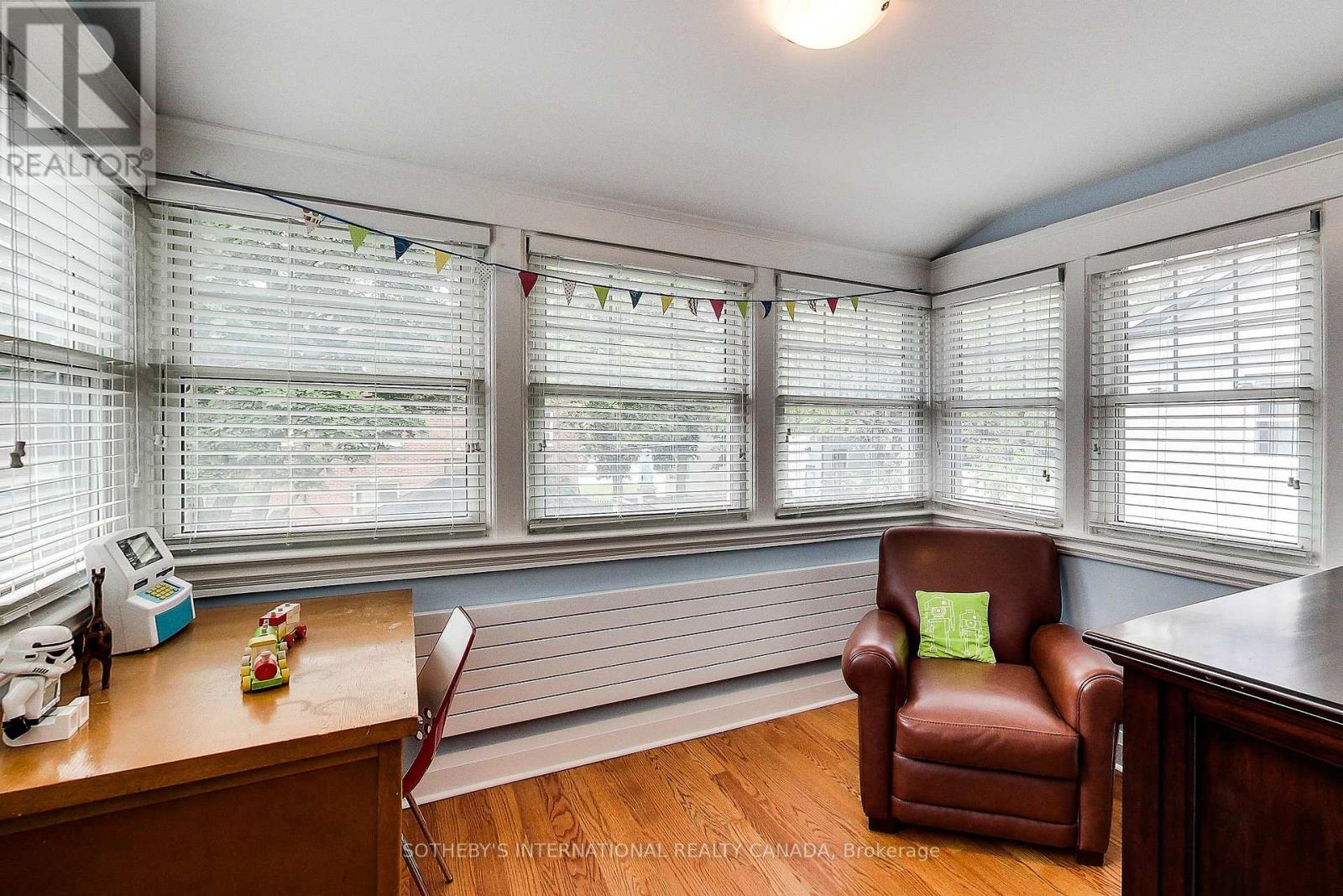 114 Westmount Avenue, Toronto, Ontario  M6H 3K4 - Photo 17 - W13533962