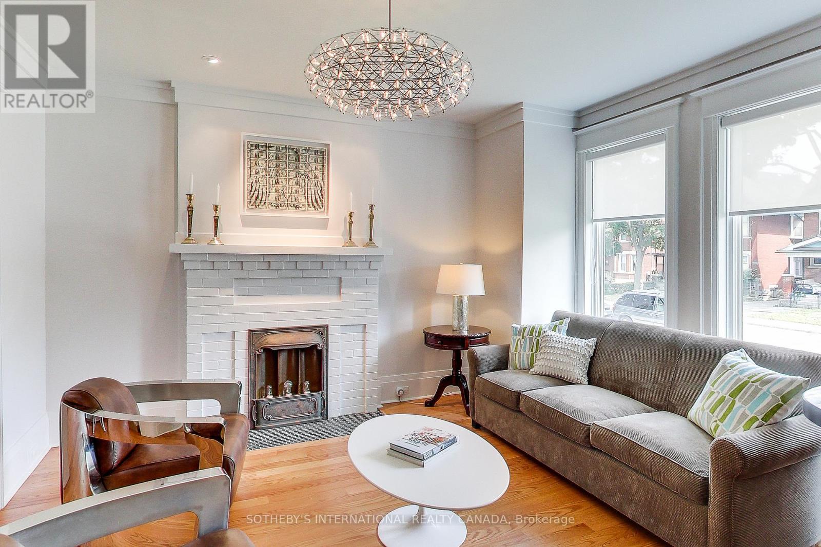 114 Westmount Avenue, Toronto, Ontario  M6H 3K4 - Photo 3 - W13533962