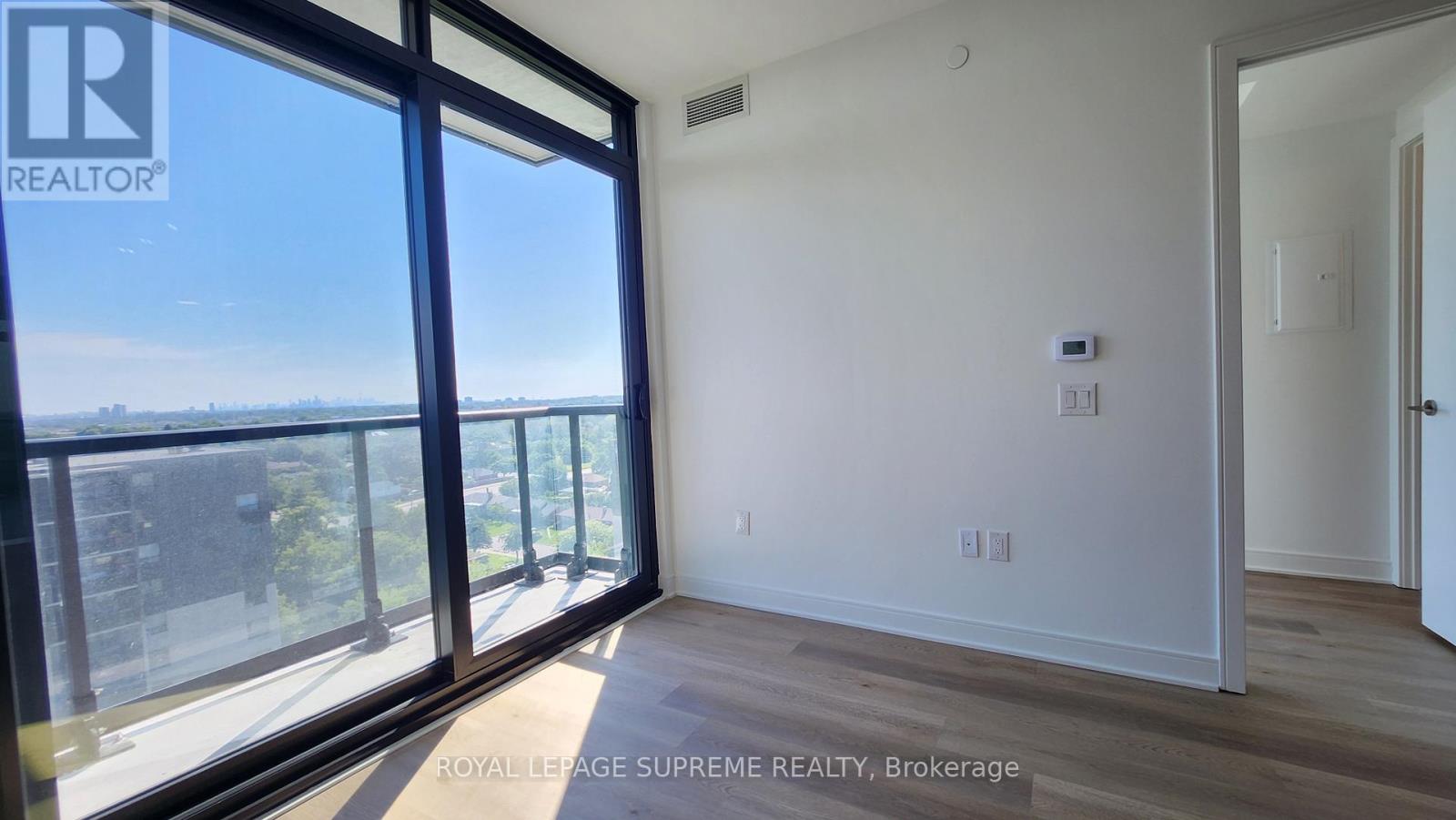 1212 - 86 Dundas Street E, Mississauga, Ontario  L5A 0B1 - Photo 4 - W13533996