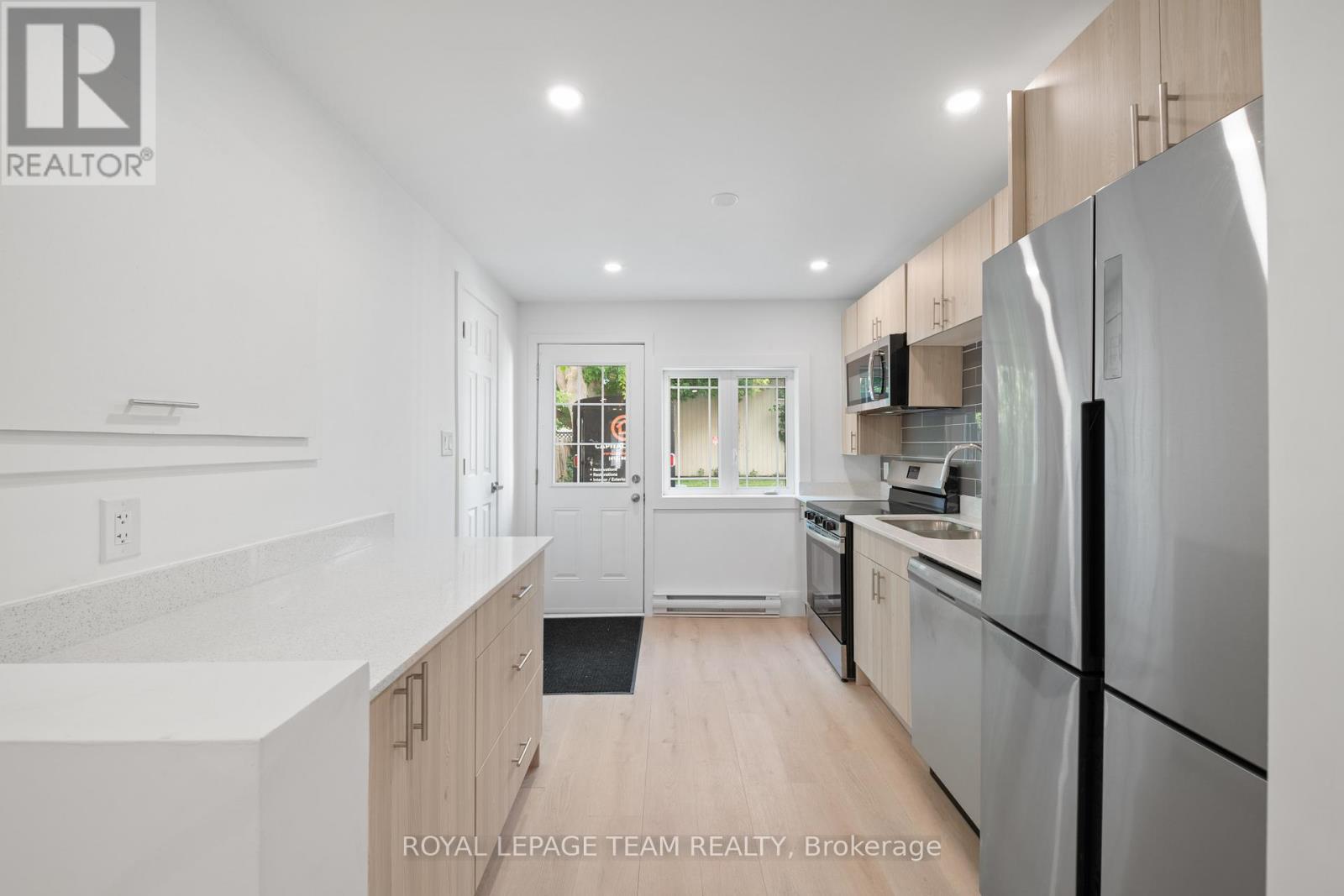 143 St Andrew Street, Ottawa, Ontario  K1N 5G3 - Photo 12 - X13534206