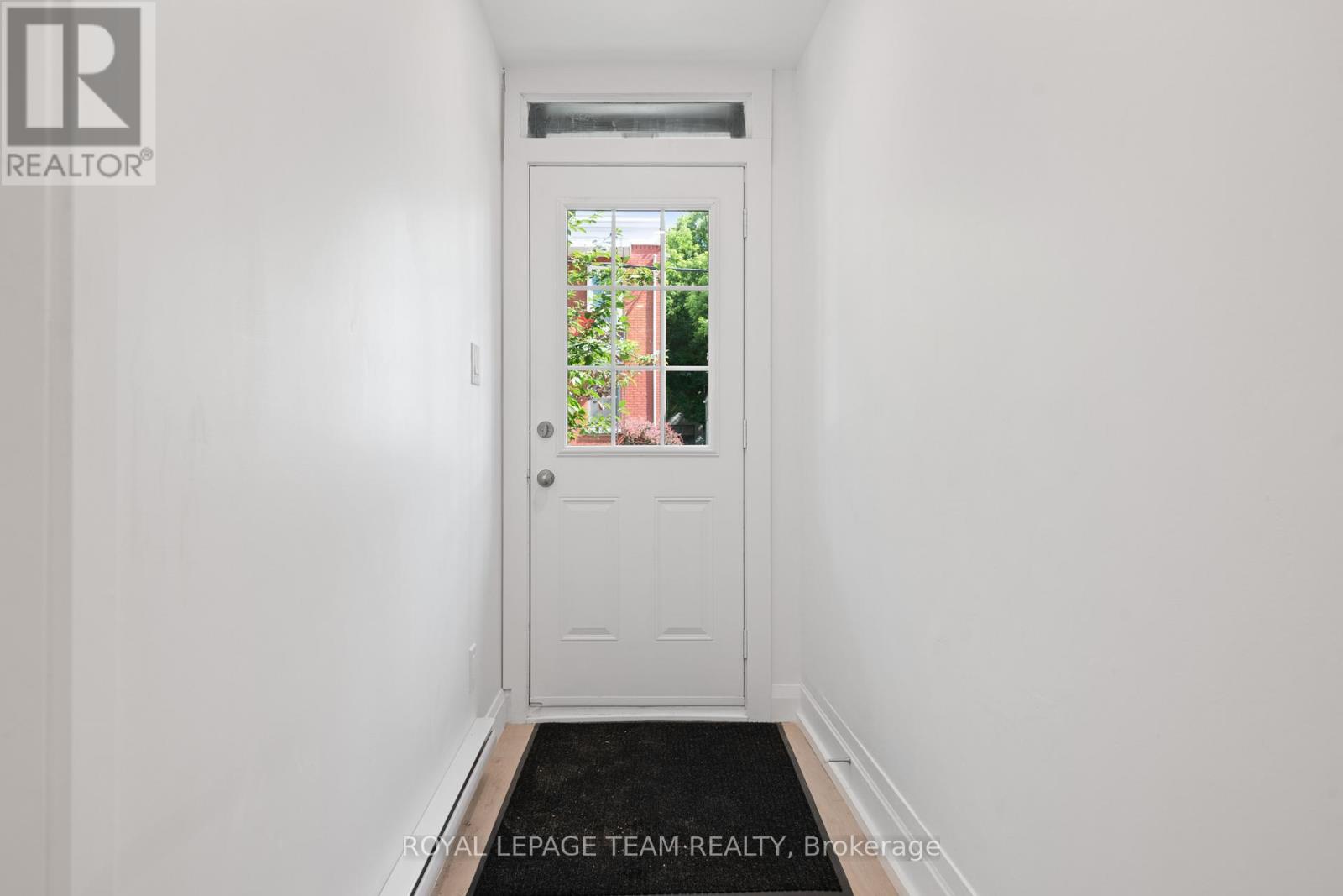 143 St Andrew Street, Ottawa, Ontario  K1N 5G3 - Photo 4 - X13534206