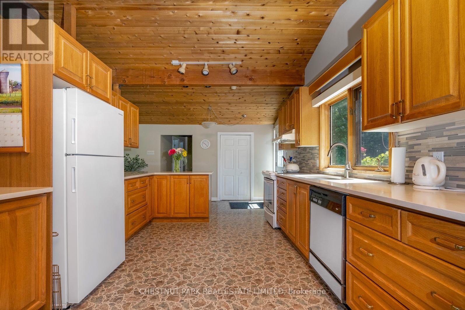 106545 10th Side Road, Meaford, Ontario  N4L 1W7 - Photo 8 - X13533980