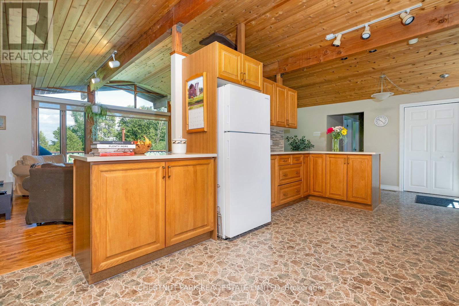 106545 10th Side Road, Meaford, Ontario  N4L 1W7 - Photo 9 - X13533980
