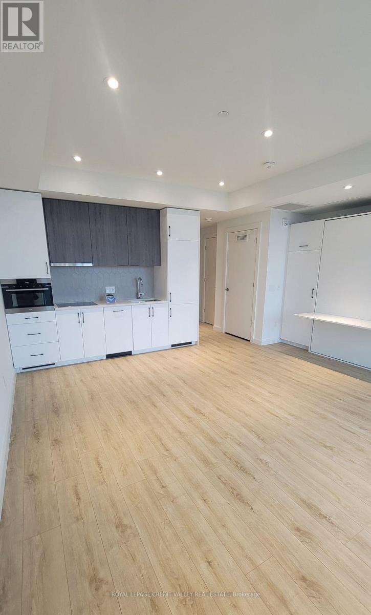 1211 - 741 KING STREET W, Kitchener