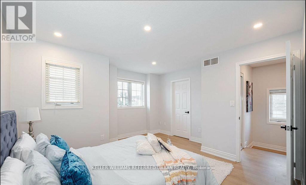 219 Templewood Drive, Kitchener, Ontario  N2R 0A3 - Photo 14 - X13534262