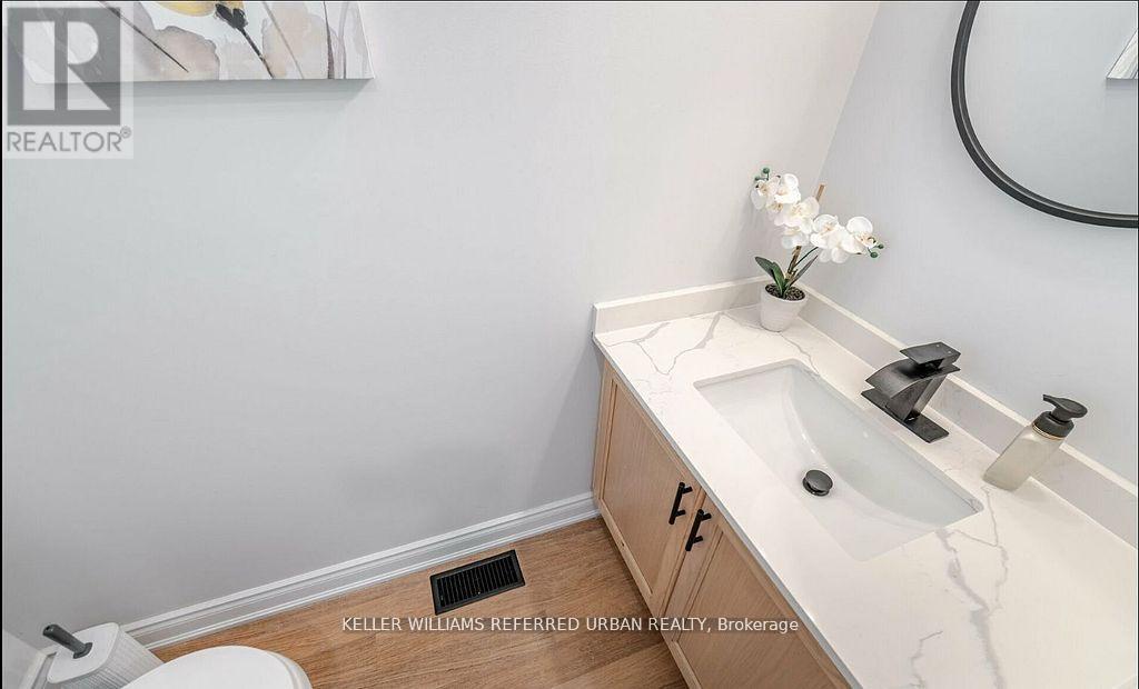 219 Templewood Drive, Kitchener, Ontario  N2R 0A3 - Photo 8 - X13534262