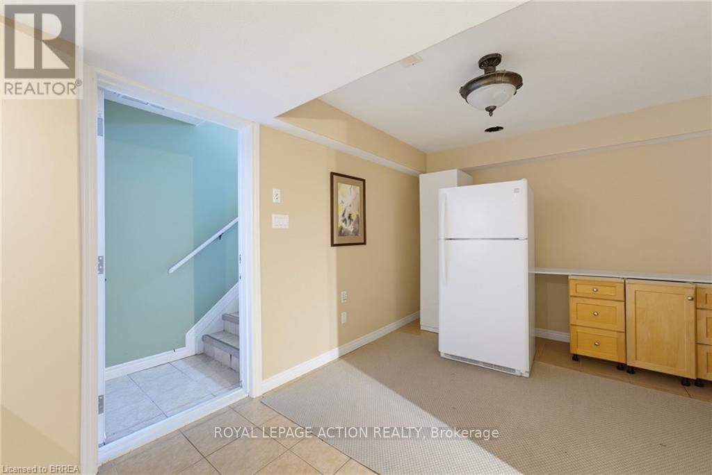 1 Rue Chateaux Terrace, Brantford, Ontario  N3T 6N7 - Photo 36 - X13534280