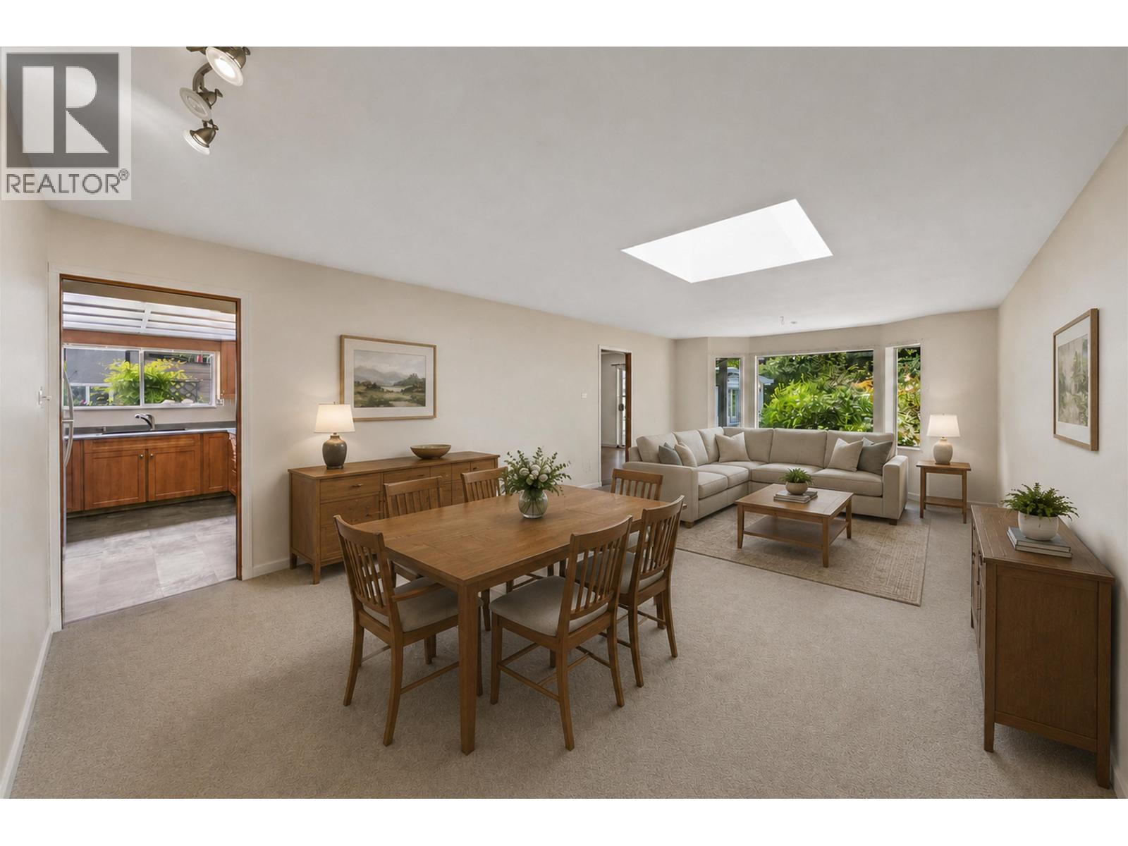 12495 Carlton Street, Maple Ridge, British Columbia  V4R 2H9 - Photo 5 - R3143422