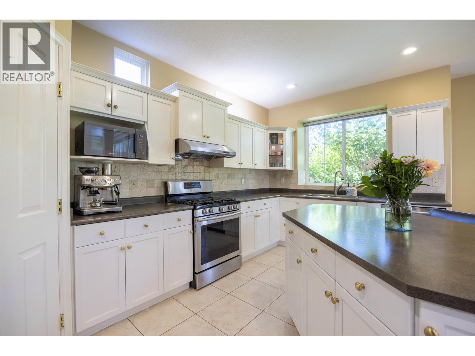 3280 Chartwell Green, Coquitlam, British Columbia  V3E 3M9 - Photo 14 - R3143506