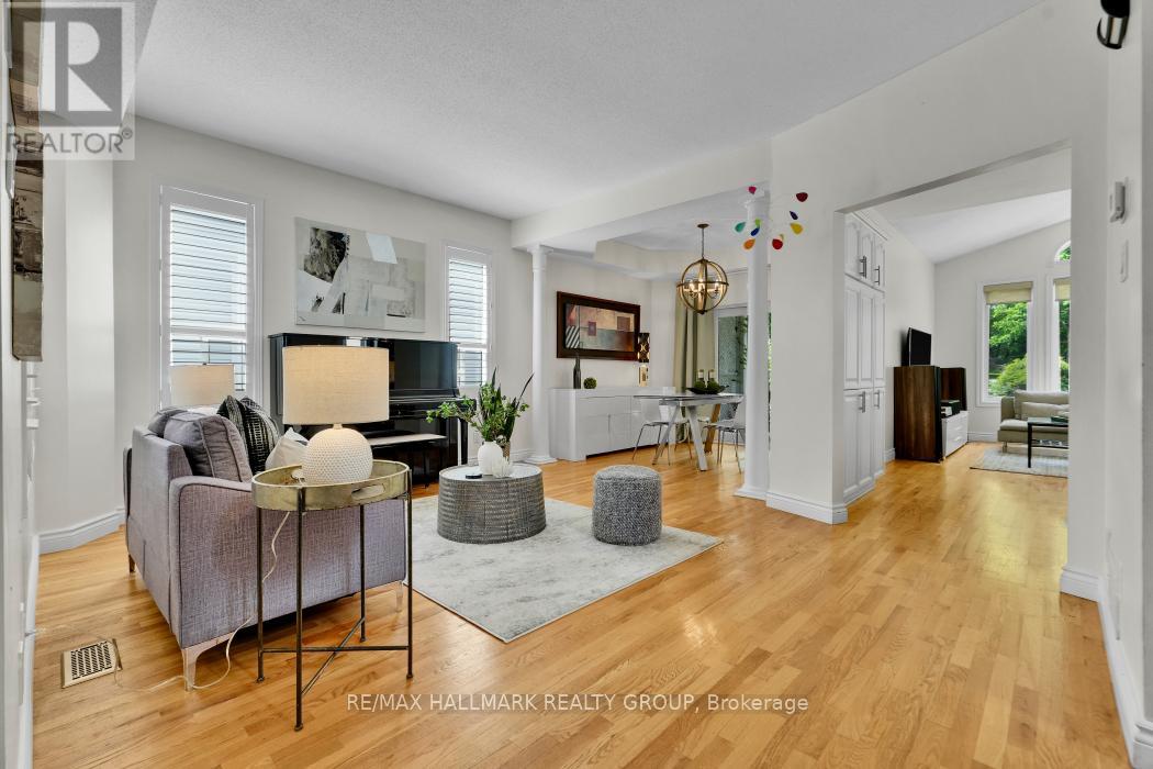 16 Hemlo Crescent, Ottawa, Ontario  K2T 1C7 - Photo 5 - X13534300