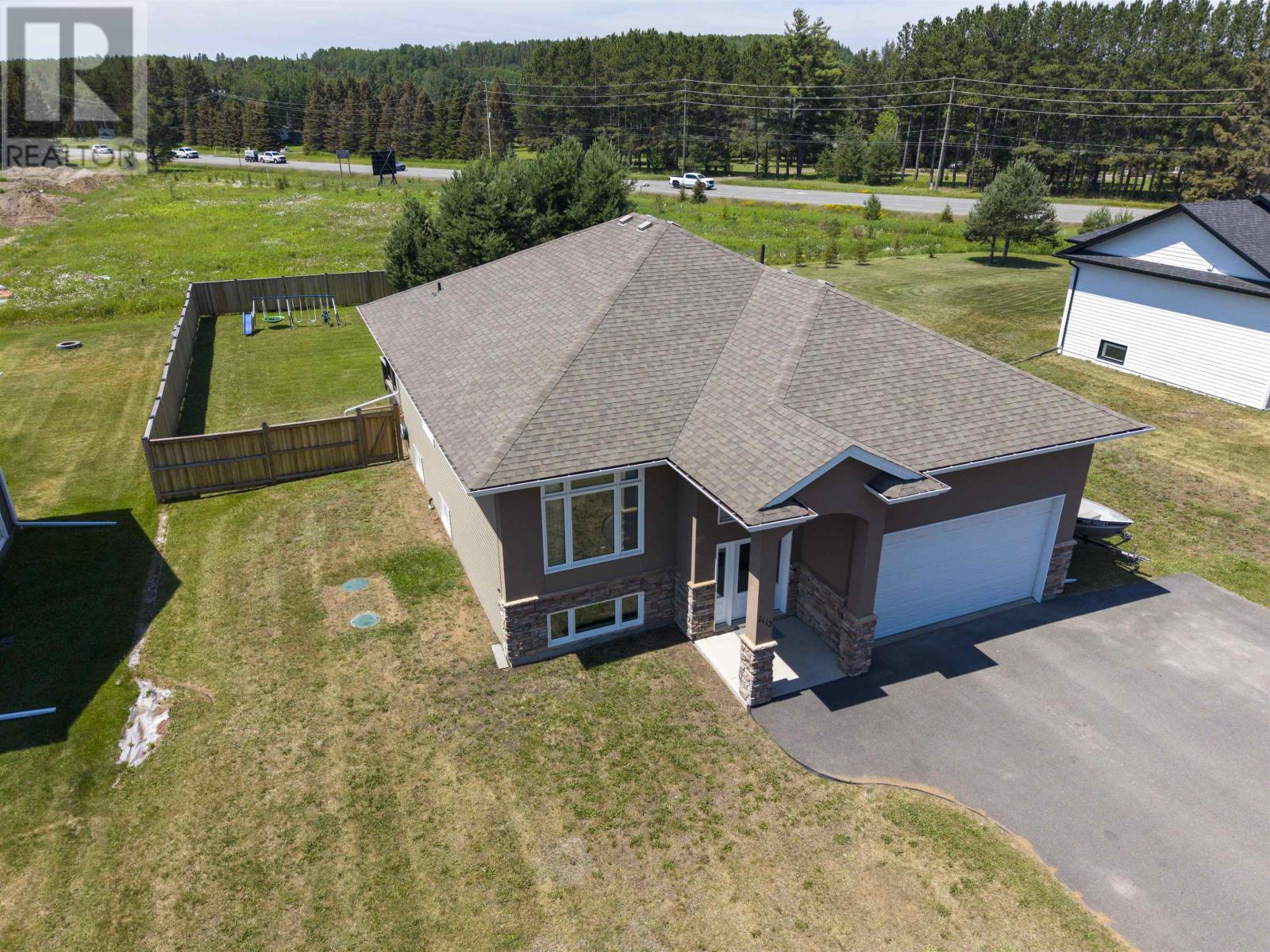 2115 15th Side Rd S, Thunder Bay, Ontario  P7J 1E2 - Photo 44 - TB2601835