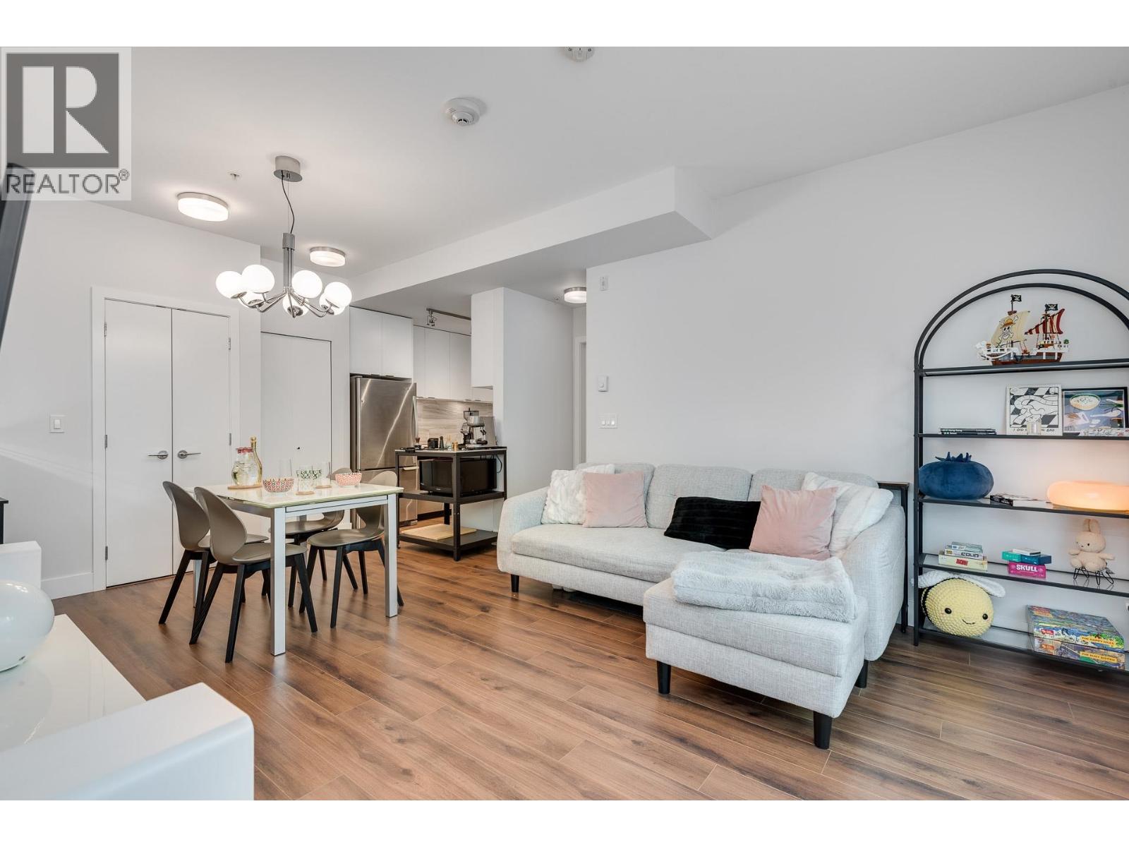 123 5355 Lane Street, Burnaby, British Columbia  V5H 0H1 - Photo 3 - R3143574