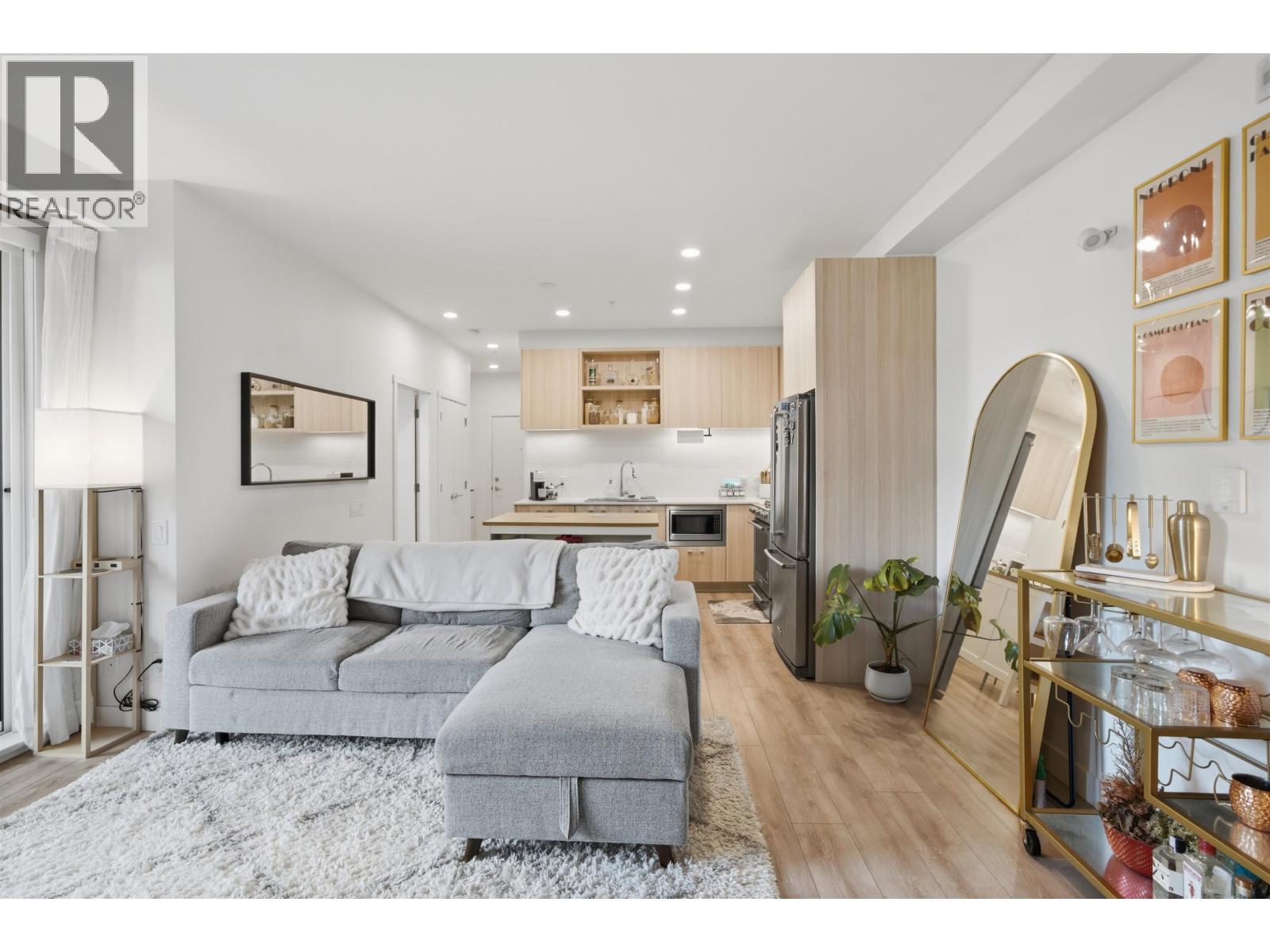 324 735 ANSKAR COURT, coquitlam, British Columbia