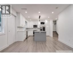 2 4675 CANADA WAY, Burnaby, British Columbia