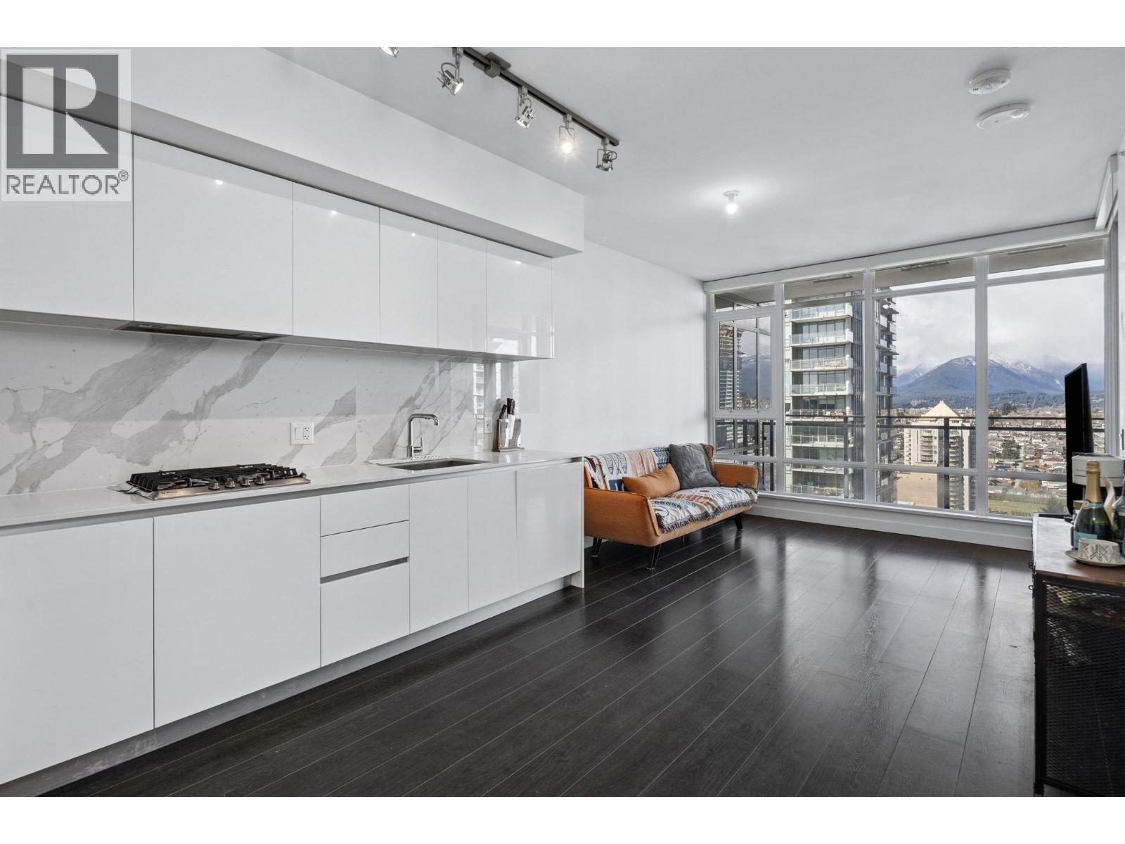 2903 2085 Skyline Court, Burnaby, British Columbia  V5C 0M6 - Photo 2 - R3143624