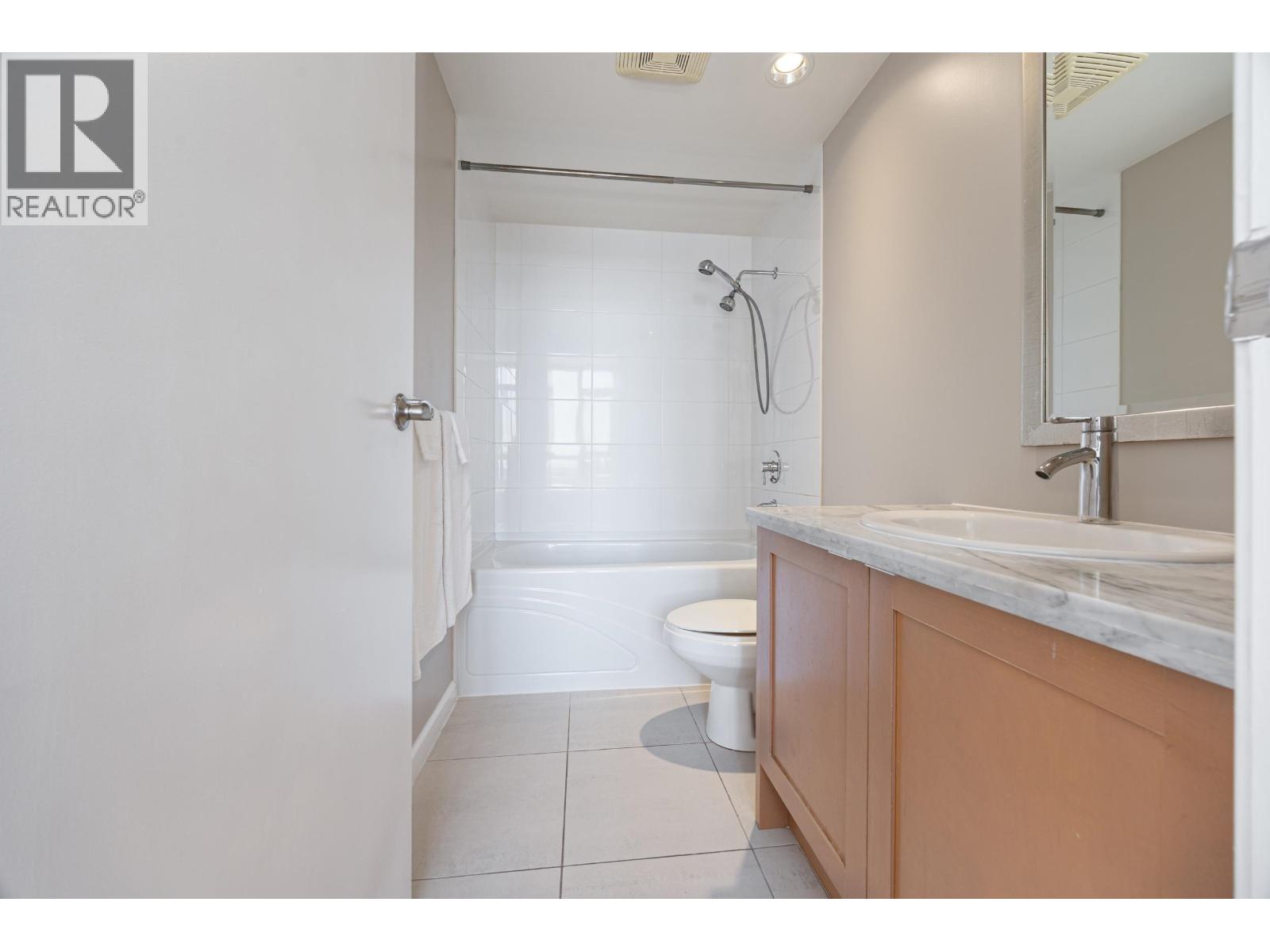 605 6833 Station Hill Drive, Burnaby, British Columbia  V3N 5E1 - Photo 37 - R3143631