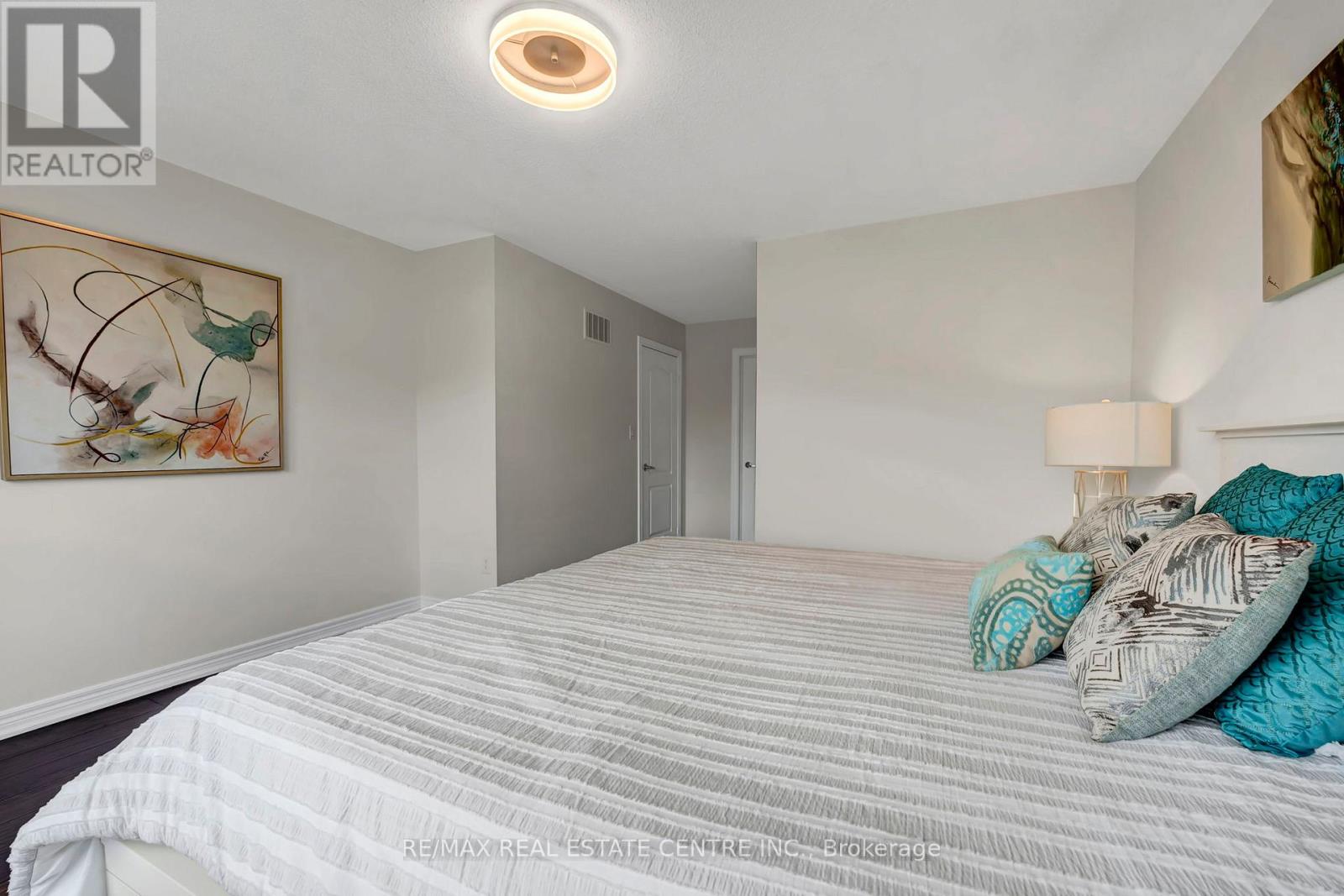 25 Shediac Road, Brampton, Ontario  L6Y 0V8 - Photo 33 - W13533378