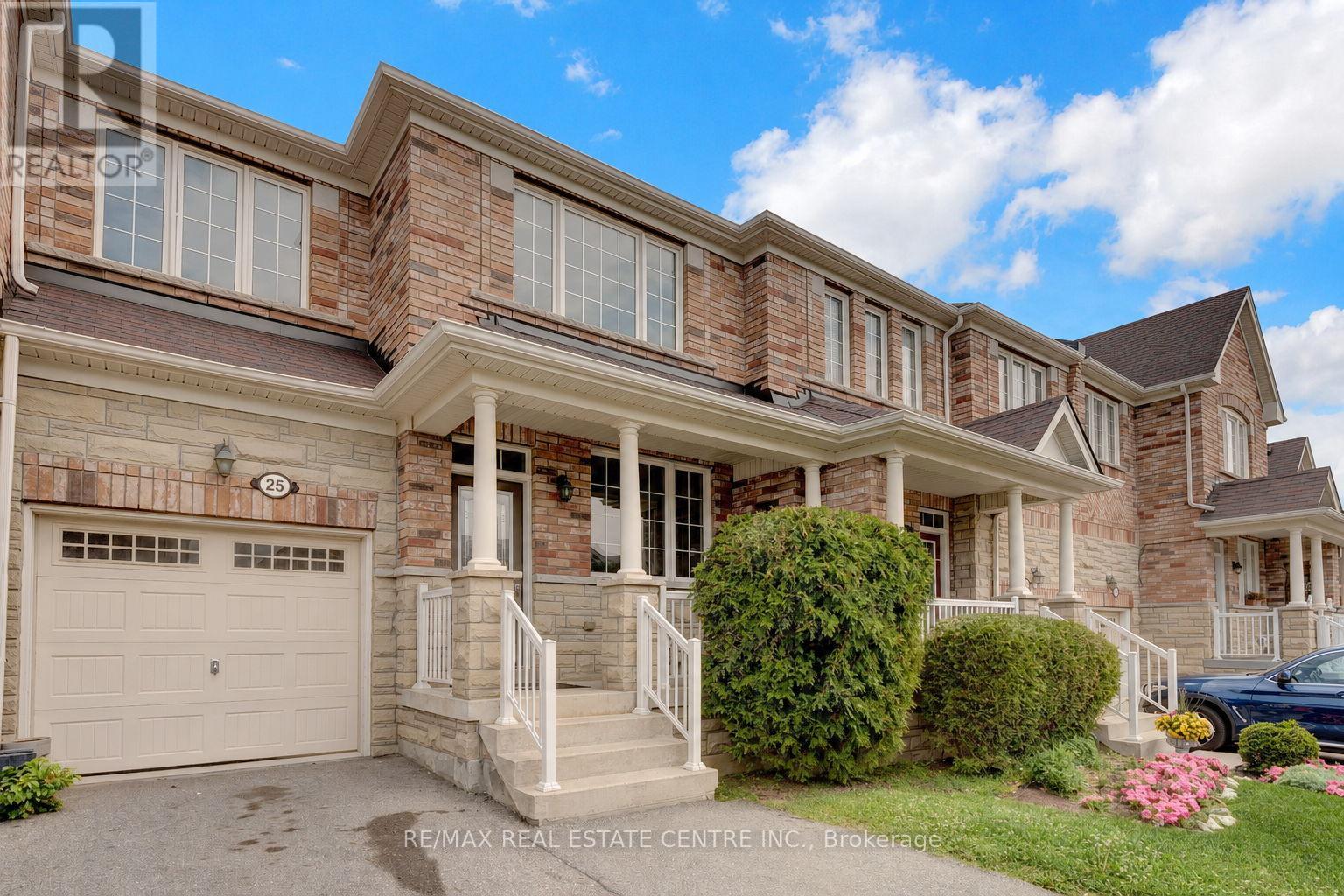 25 Shediac Road, Brampton, Ontario  L6Y 0V8 - Photo 3 - W13533378