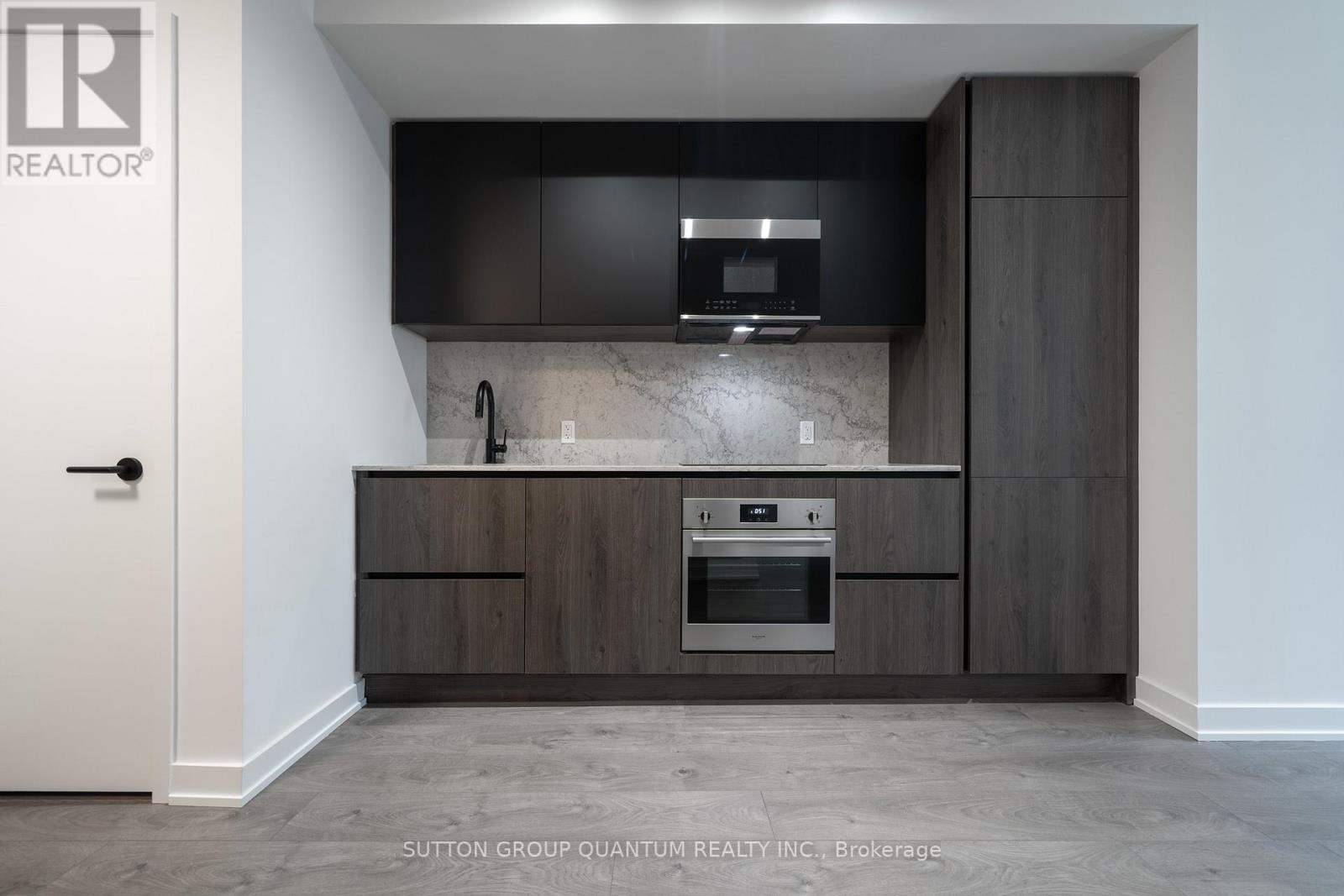 1611 - 108 Peter Street, Toronto, Ontario  M5V 0W2 - Photo 4 - C13534426