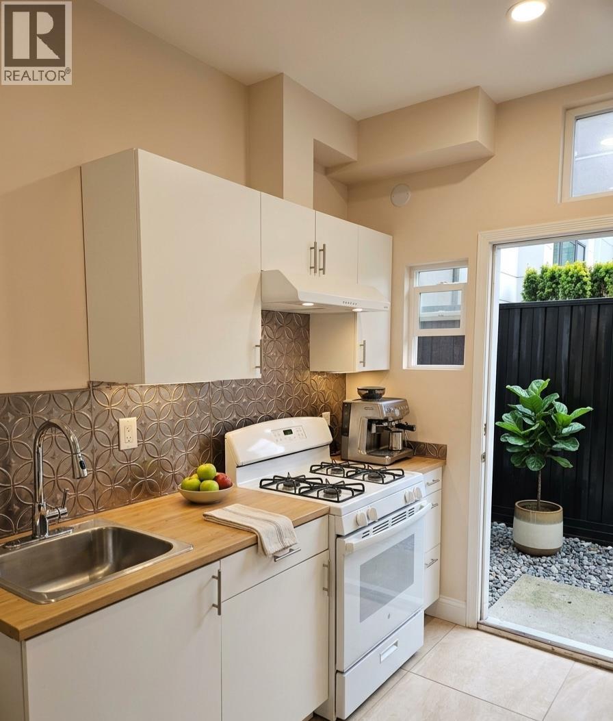 10320 Scotsdale Avenue, Richmond, British Columbia  V7E 3V1 - Photo 29 - R3143613