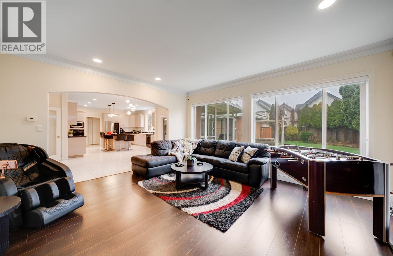 10320 Scotsdale Avenue, Richmond, British Columbia  V7E 3V1 - Photo 12 - R3143613