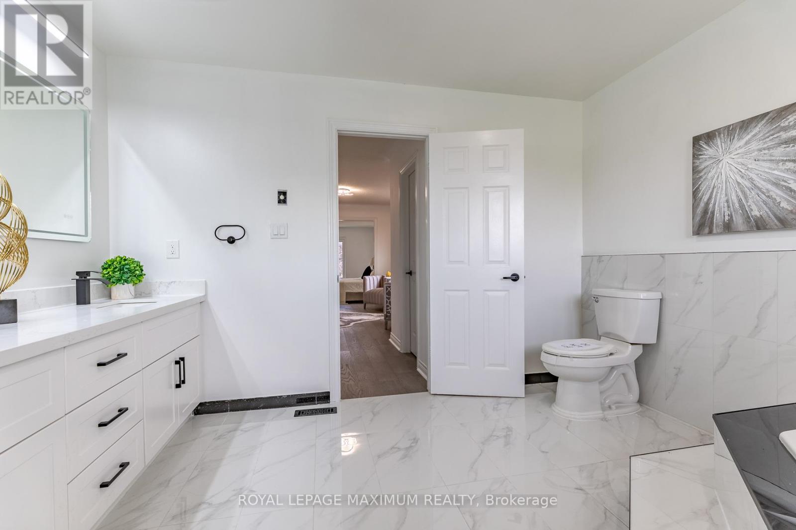 22 A Waltham Crescent, Richmond Hill, Ontario  L4B 1Z2 - Photo 23 - N13531248