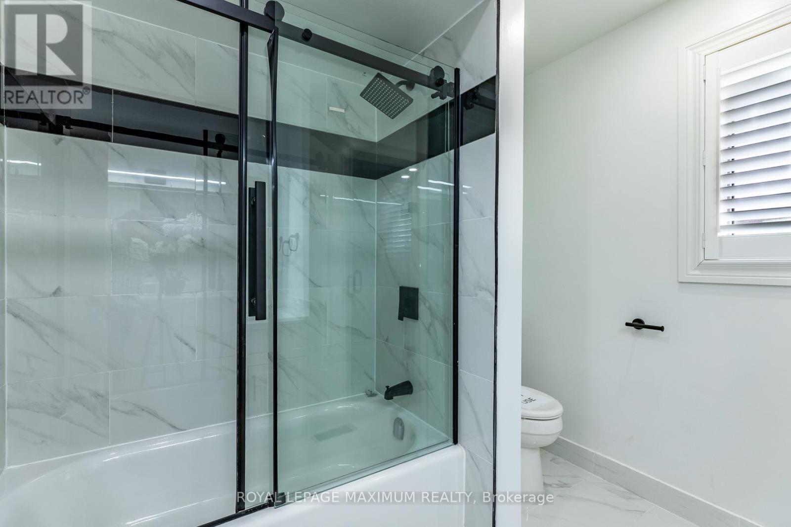 22 A Waltham Crescent, Richmond Hill, Ontario  L4B 1Z2 - Photo 28 - N13531248