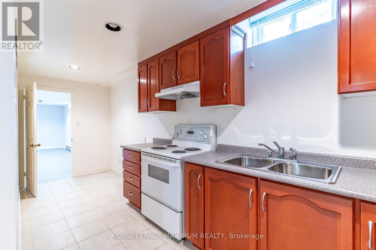 22 A Waltham Crescent, Richmond Hill, Ontario  L4B 1Z2 - Photo 41 - N13531248