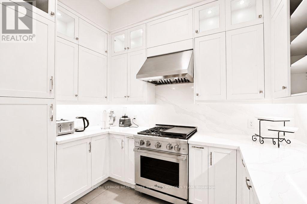 2603 Liruma Road, Mississauga, Ontario  L5K 1Y8 - Photo 18 - W13534354