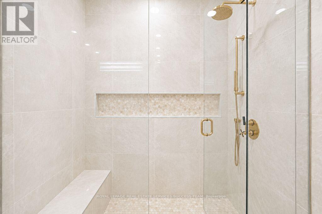 2603 Liruma Road, Mississauga, Ontario  L5K 1Y8 - Photo 35 - W13534354