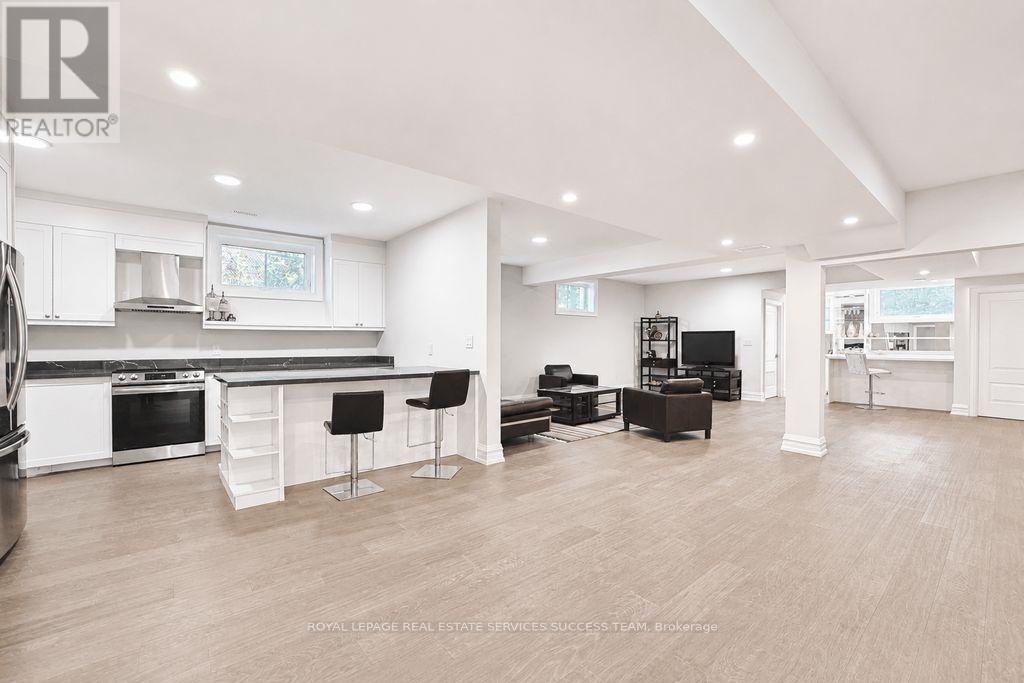 2603 Liruma Road, Mississauga, Ontario  L5K 1Y8 - Photo 40 - W13534354