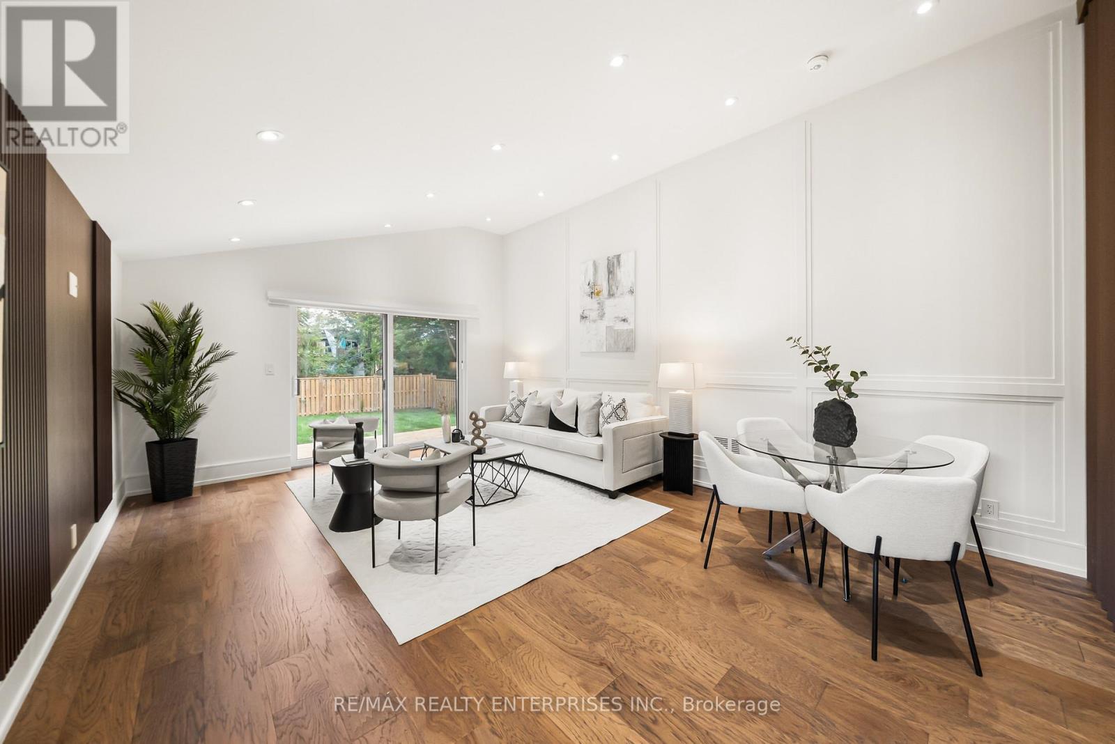 1495 THETFORD COURT - Photo 13
