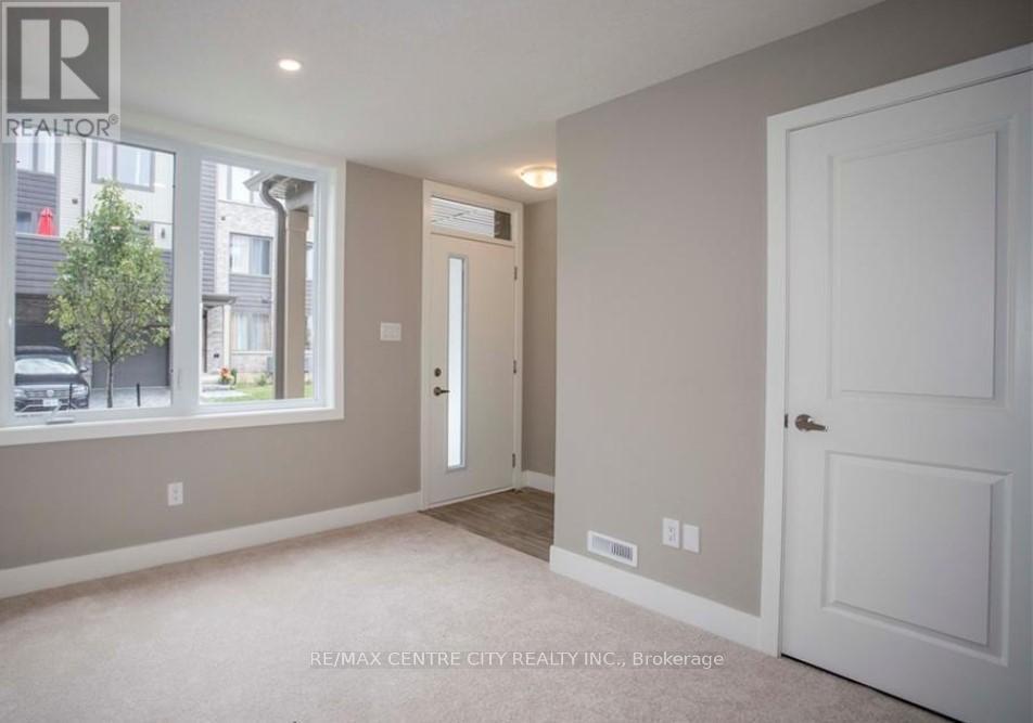 37 - 2070 Meadowgate Boulevard, London South, Ontario  N6M 0H5 - Photo 5 - X13532476